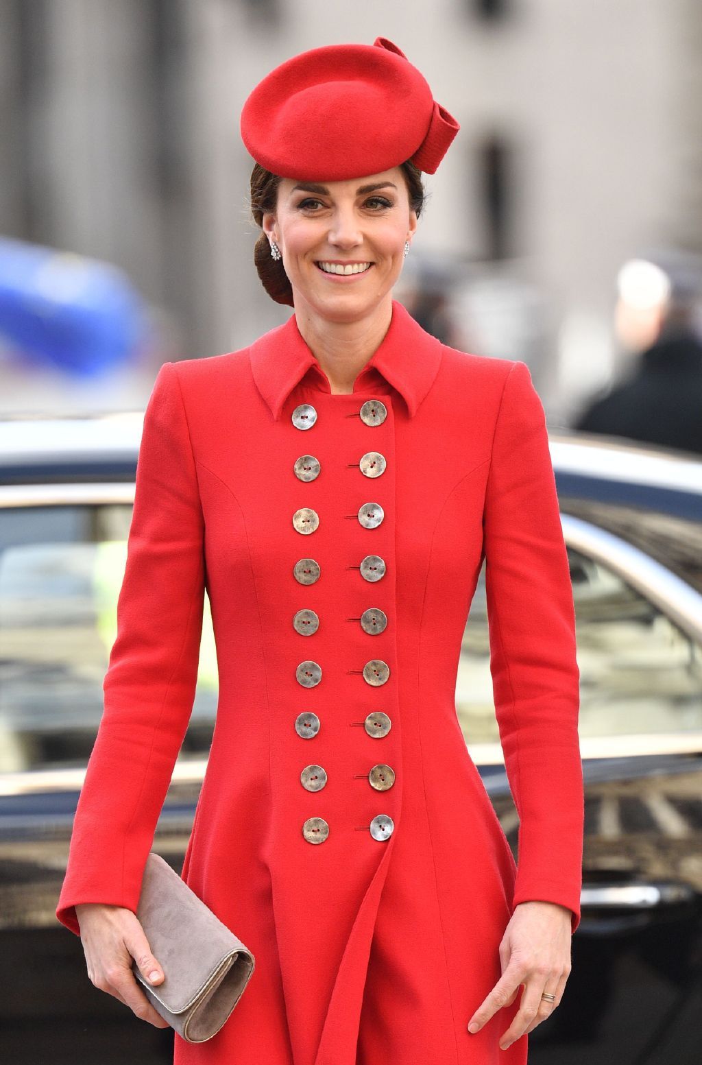 凯特王妃明星同款19秋季新款女装蓝色一字领长袖收腰中长款连衣裙-阿里巴巴