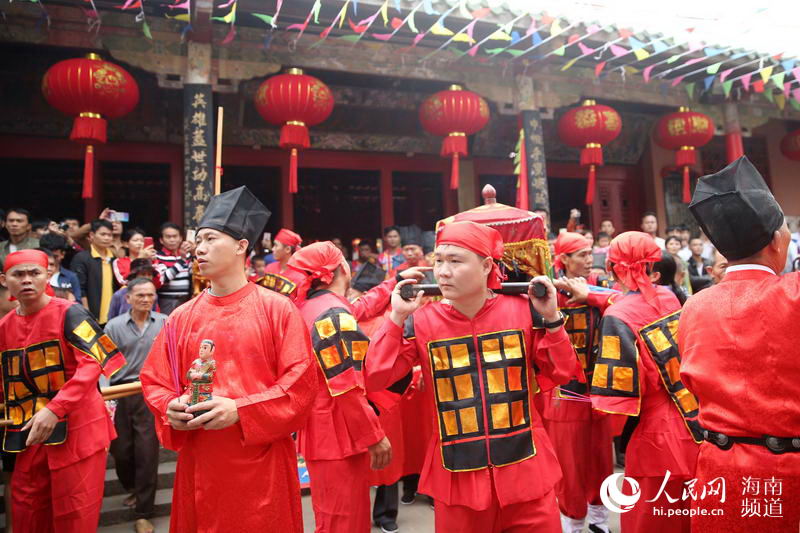 海口冼夫人文化节盛大启幕现场数万市民围观