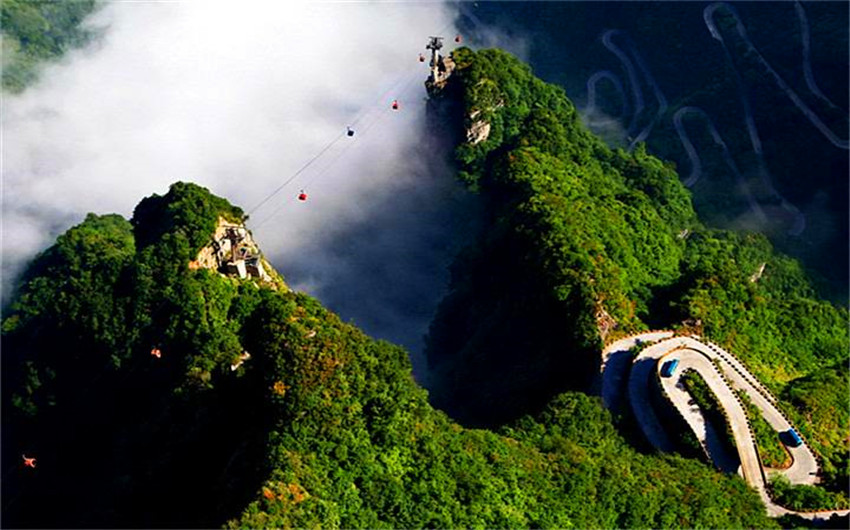 《怒晴湘西》里瓶山原型,成为千年禁地,张家界神堂湾有多神秘?