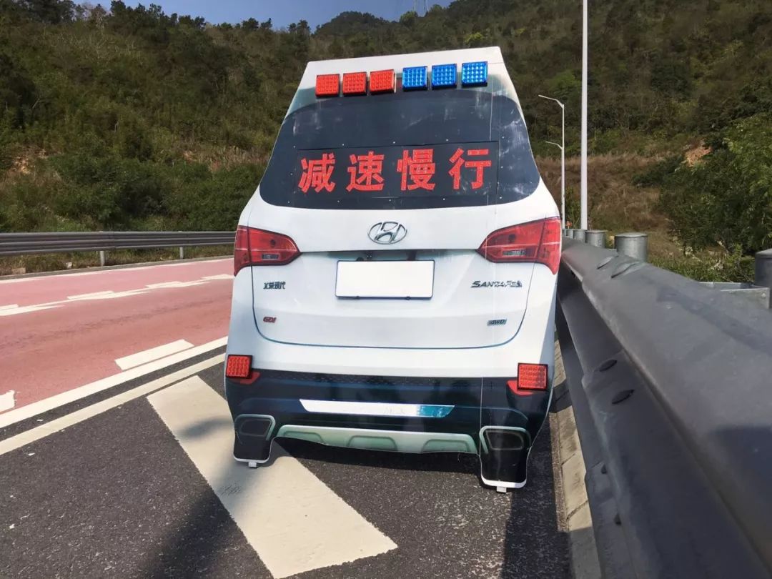 这些路段"警车"24小时在线!_仿真