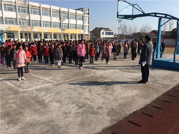 安不忘危防患未然——盱眙县观音寺中心小学开展消防安全逃生应急疏散演练活动 图4