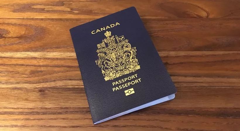 加拿大和美国护照也在名单上