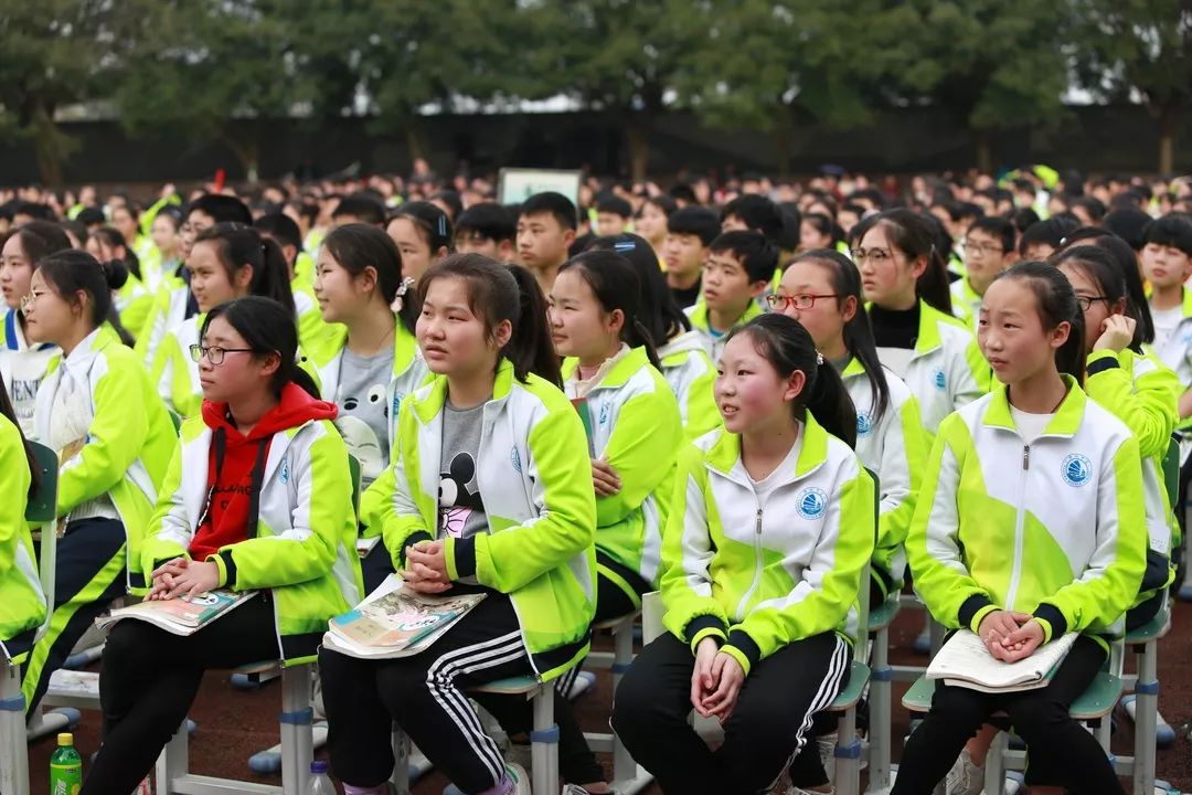 寻梦启航助推未来谱辉煌塘坝中学隆重举行初三百日誓师大会