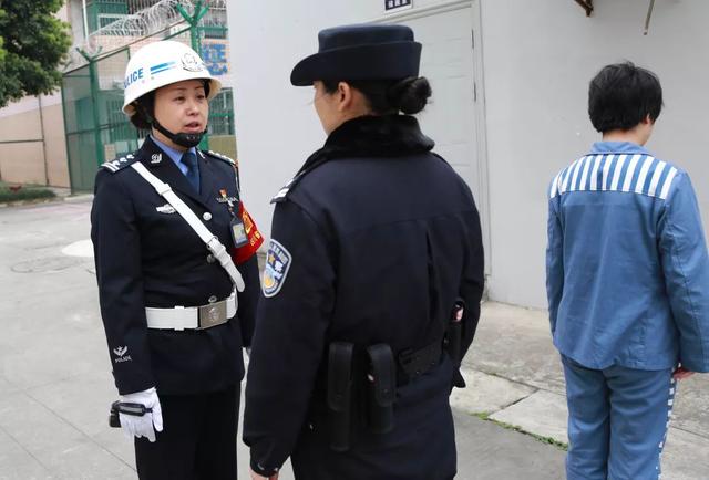 今天我当班|女监"警中警",铿锵三人行