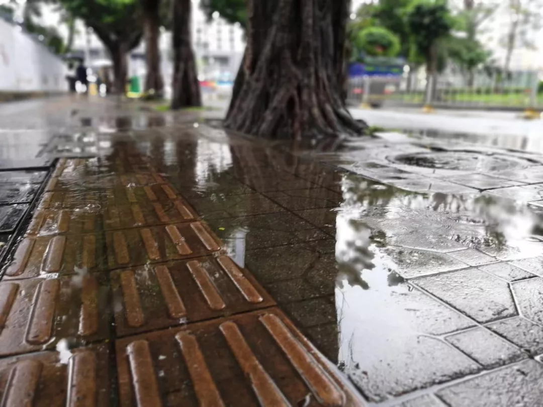 喜欢雨天