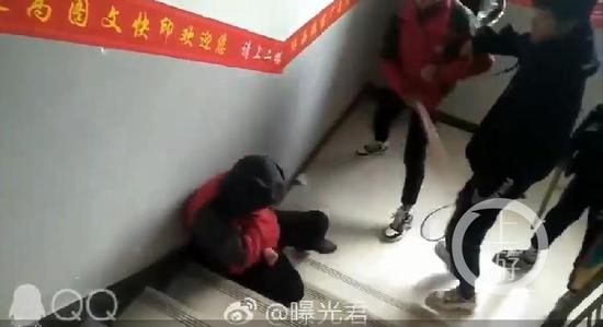 西安中学生被未成年人围殴 警方:双方已达成和