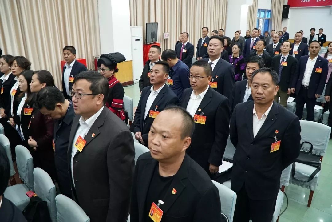 西昌市第十届人民代表大会第三次会议胜利闭幕