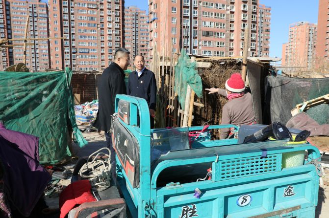 博兴街道工委书记孔祥森带领开展两会期间拉练检查