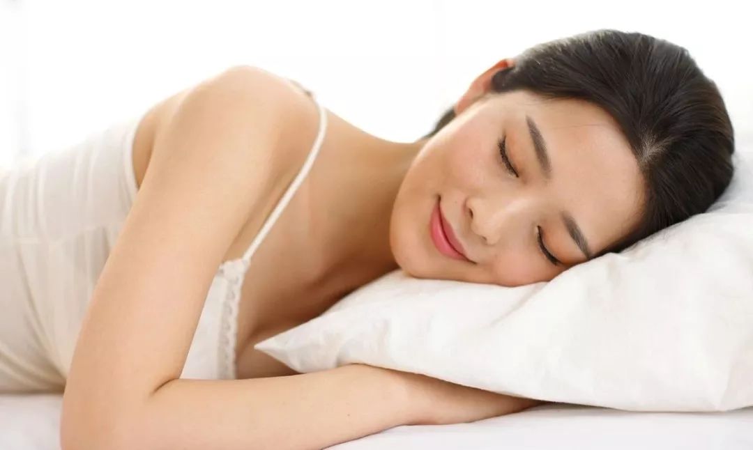 好睡眠有助大脑排毒,做好7件事,睡足"排毒觉"!