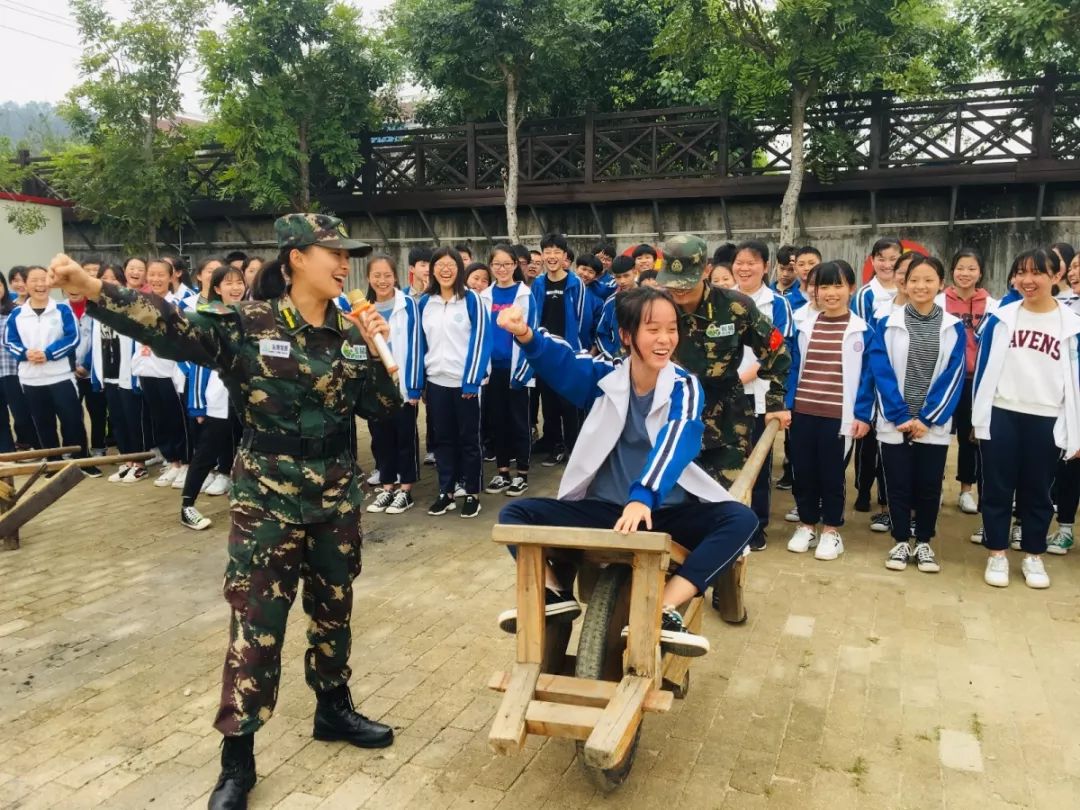 漳州市第九中学八年级研学实践 | 做不畏风雨的赶路人