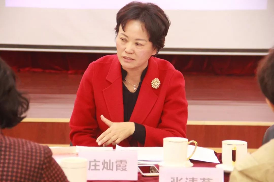 泉州市妇联党组书记,主席庄灿霞一行到南安调研妇女儿童工作