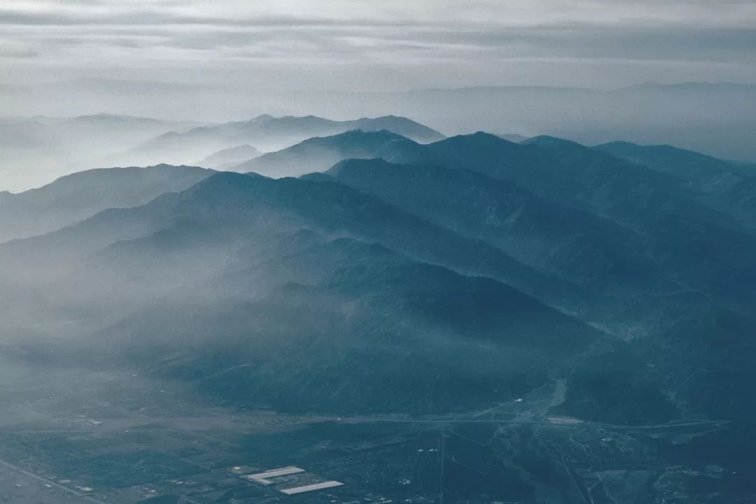 青云直上观山河无量百川阻我便一饮百川