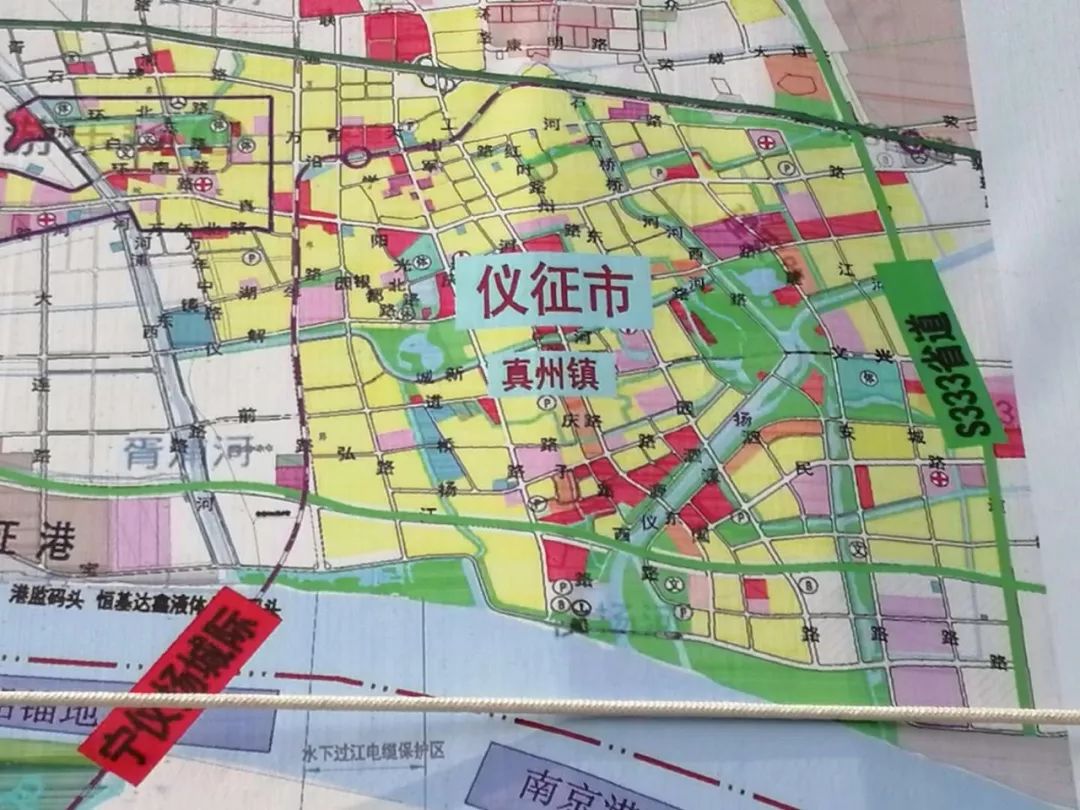 宁扬之间的城际轨道标识,穿越了朴席镇,汊河,再北上扬州火车站