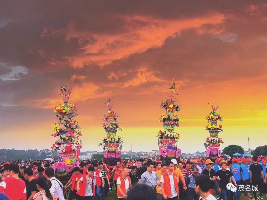 今天高州四大元年例好震撼外国人都来看年例了