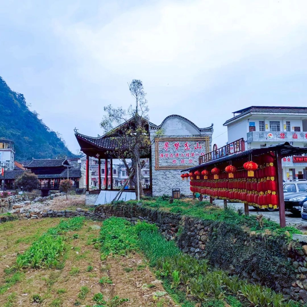 富川岔山最近刷爆朋友圈不用门票颜值高