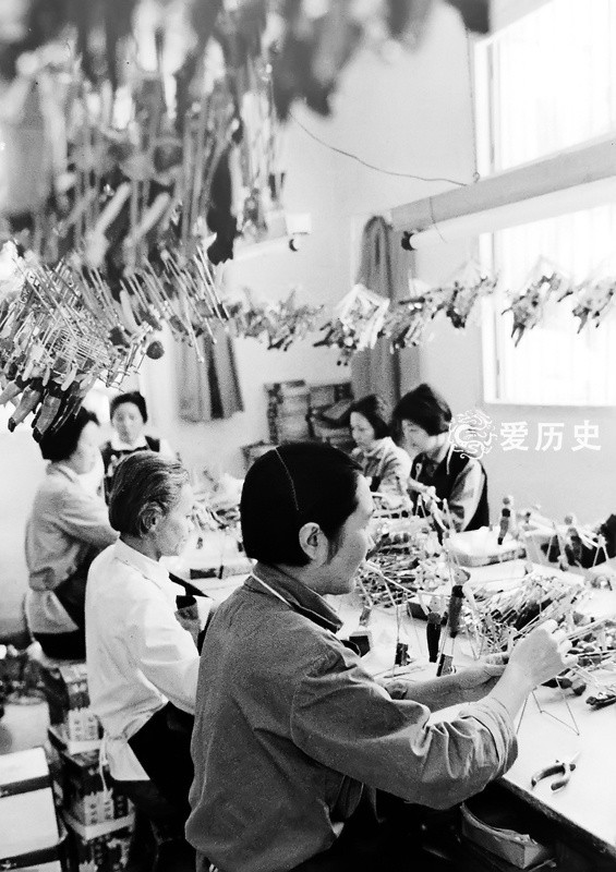 七十年代上海曾是许多人羡慕的地方 工人幼儿