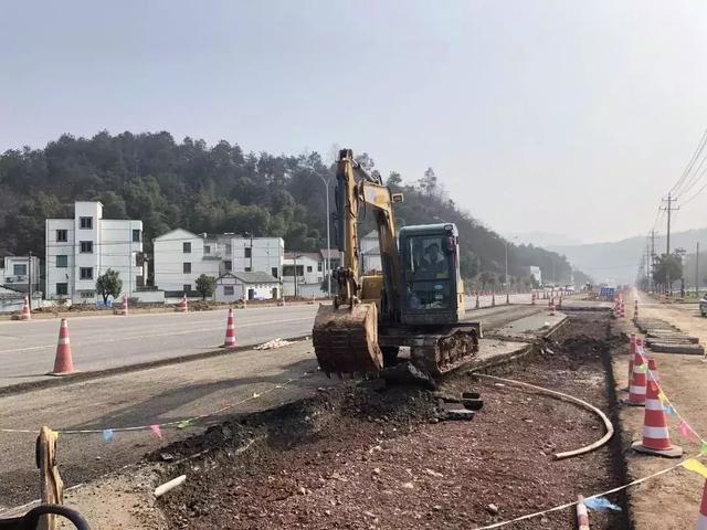 新昌县新蟠线路面整治工程快速推进预计9月底前完成