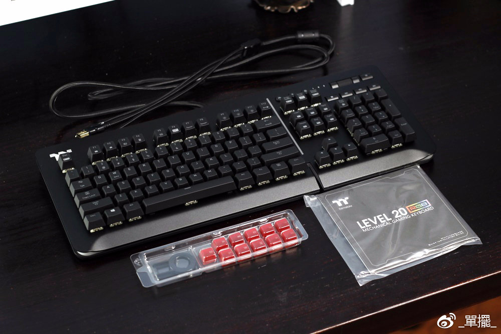 【單擺出品】TT Level 20 RGB機械鍵盤評測分享 科技 第5張
