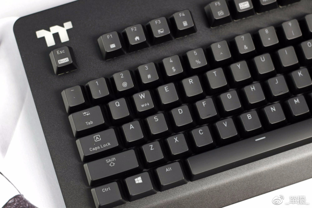 【單擺出品】TT Level 20 RGB機械鍵盤評測分享 科技 第11張