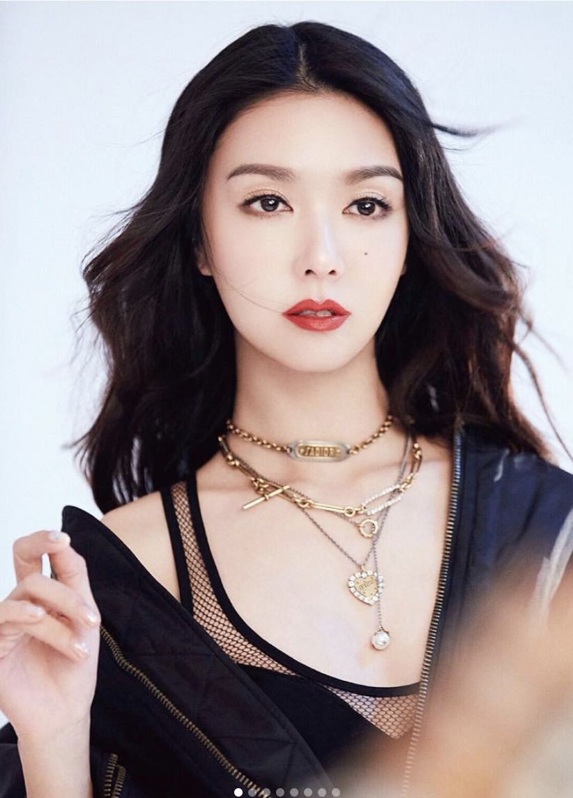 2019年港台歌星排行榜_香港最美女星,不是林青霞,不是关之琳,张国荣赞她