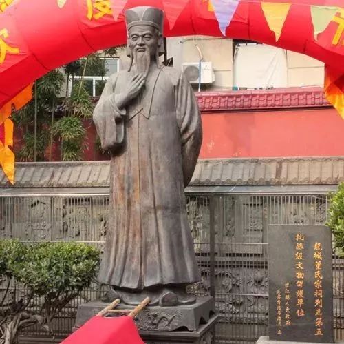 丹阳镇多少人口_北流隆盛镇有多少人口(2)