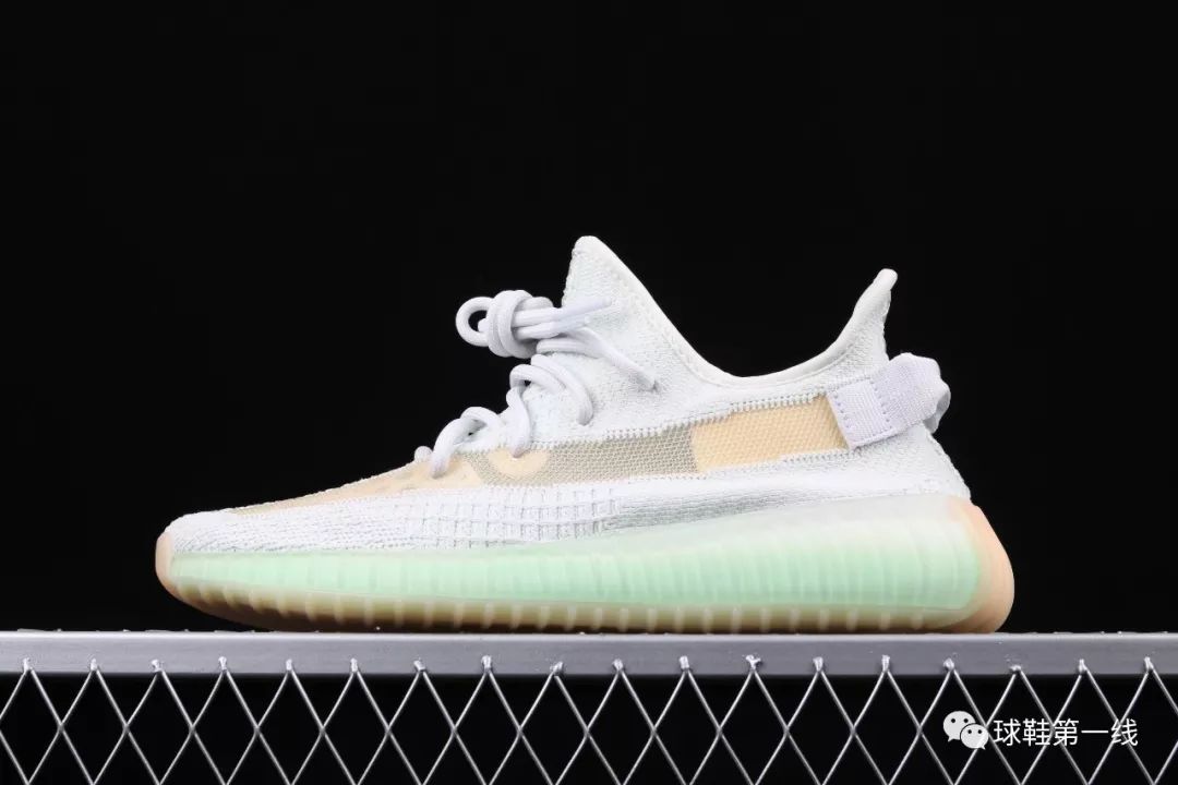 阿迪椰子最新爆料adidasyeezyboost350v2椰子350亚洲天使镂空海盐eg