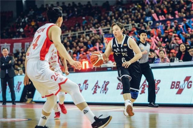 wcba:粤女篮客场险胜八一,大比分2-1夺赛点_广东