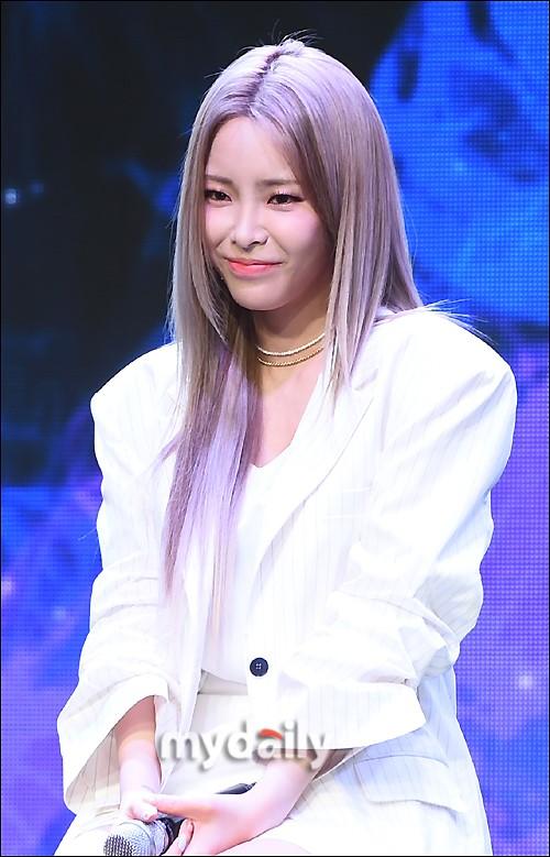 [md photo] 韩国女歌手heize首张个人专辑发售showcase