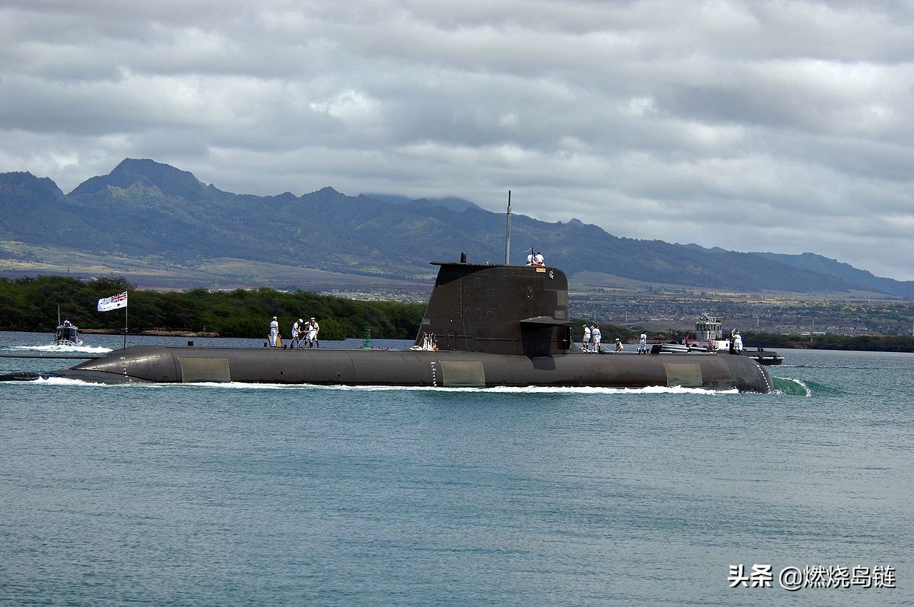 1/ 12 柯林斯级潜艇(英文:collins class submarine,又称:科林斯级)