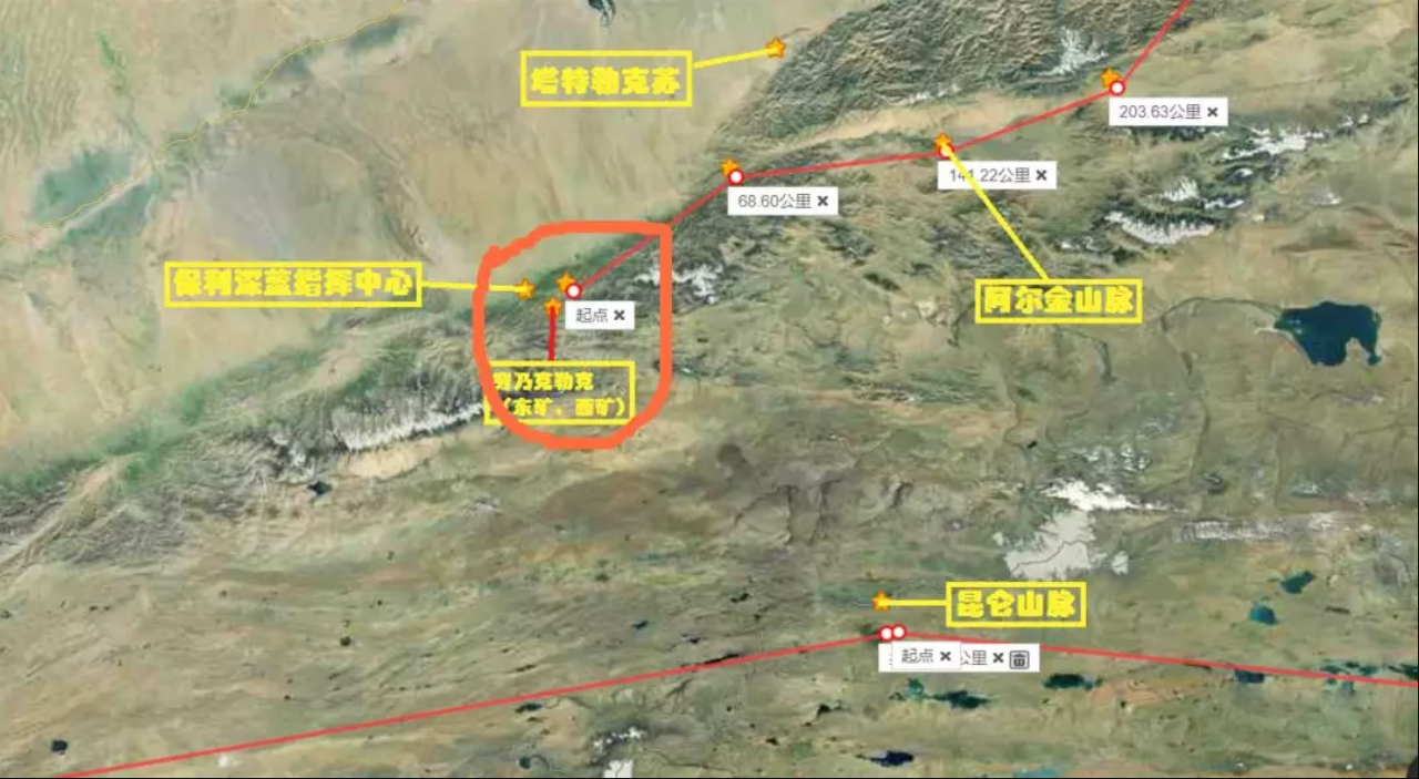 距离且末县城150公里左右,位于阿尔金山脉与昆仑山脉的偏中间位置