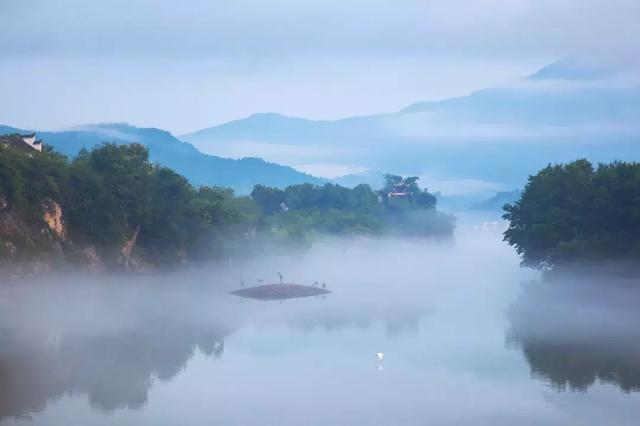 桃花潭水深千尺成语玩命猜_桃花潭水深千尺图片(3)