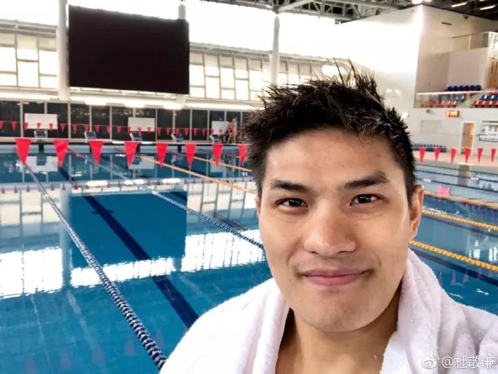 香港26岁游泳健将杜敬谦去世!