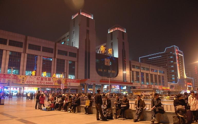 中国最方便的火车站,能到达任何省会城市,必须点赞_郑州