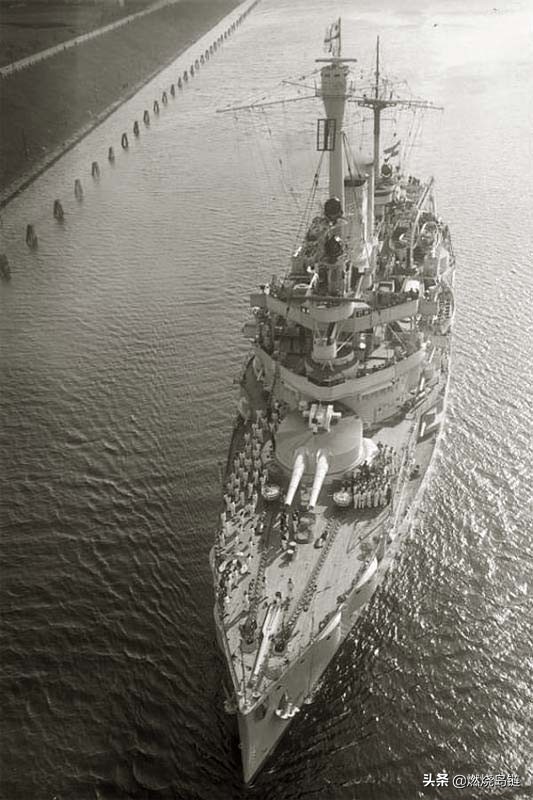 schleswig-holstein)是德意志帝国海军建造的"德意志"级前无畏战列舰