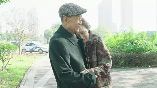 弹电子琴如何看曲谱