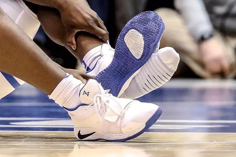 nike 对 zion williamson 受伤当日著用鞋款 pg 2.5 进行解剖