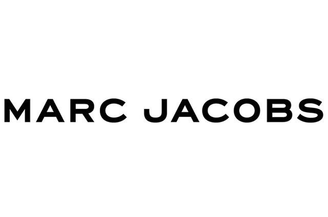 马克·雅可布(marc jacobs 在自己品牌的设计里,更多的注入了他本人