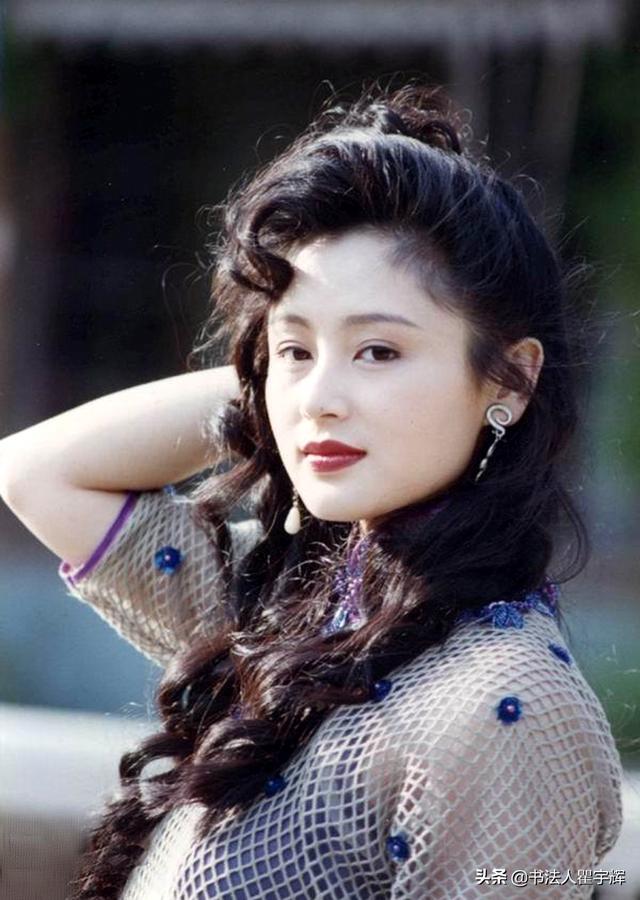 曾经的一线女明星,后来的著名制片人,陈红12个美丽瞬间欣赏