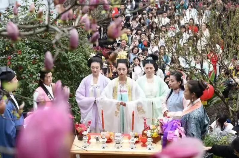 花事正浓邀您相约古井泉街花朝节