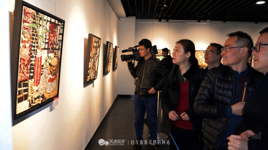 这么好的展览，在这儿展完了应搬到北京去(图6)