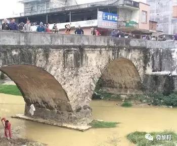 容县各镇人口_容县自良镇龙镇村建设广西首个村级湿地公园