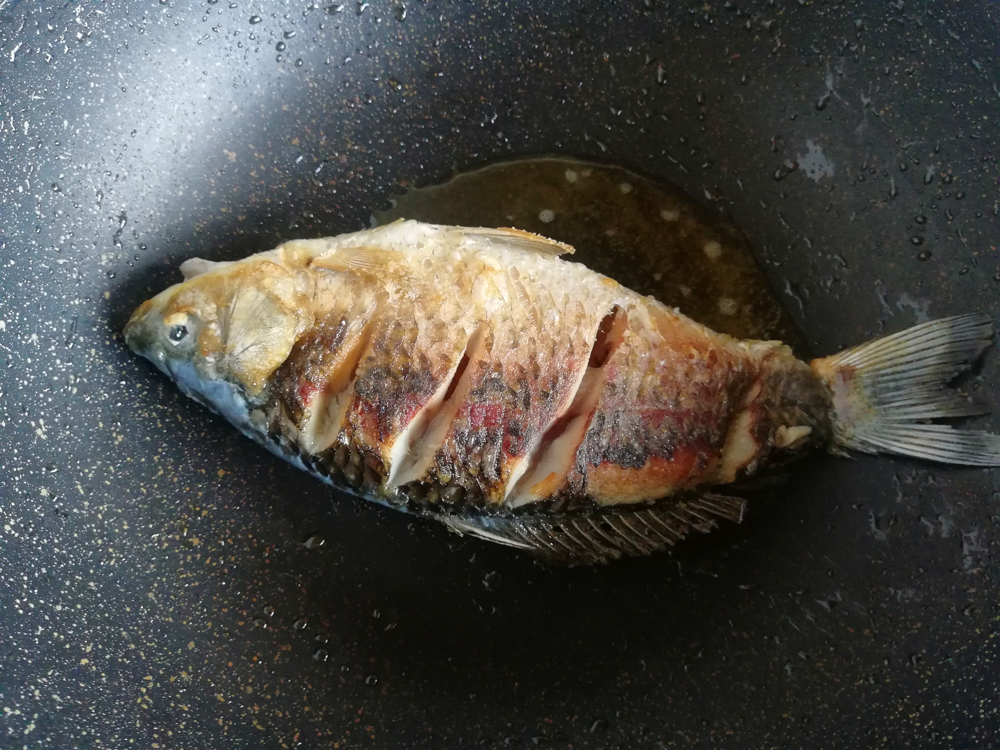 柠香煎金鲳鱼怎么做_柠香煎金鲳鱼的做法_雅雅杨小厨_豆果美食