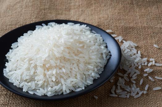 大米过期太久只要四个步骤起死回生 白米