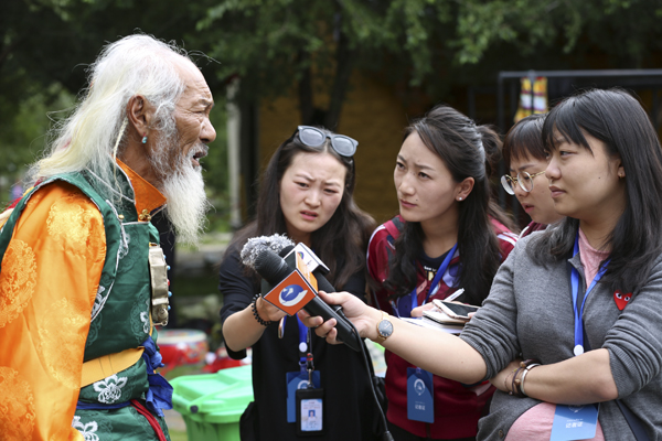 翻身农奴尼玛：亲历千年“卓舞”的历史变迁