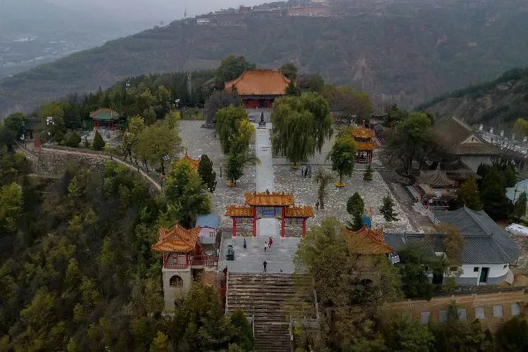 在庆阳,有一座中国4a级旅游胜地,叫 周祖陵森林公园