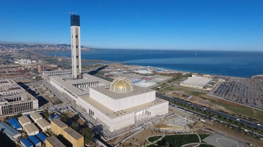 青岛建设装饰集团筑梦北非新高度大清真寺项目荣登阿尔及利亚新版货币