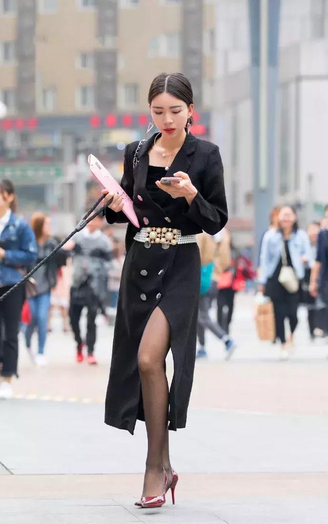 原創
            女生搭配高跟鞋出街，顯得精致時尚又有女生味 時尚 第5張
