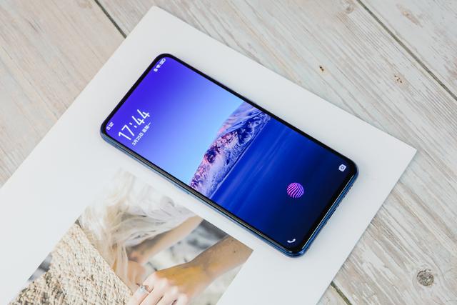 vivo双面屏手机价格解析