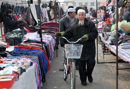 少人口做什么生意好_地摊小吃生意做什么好(3)