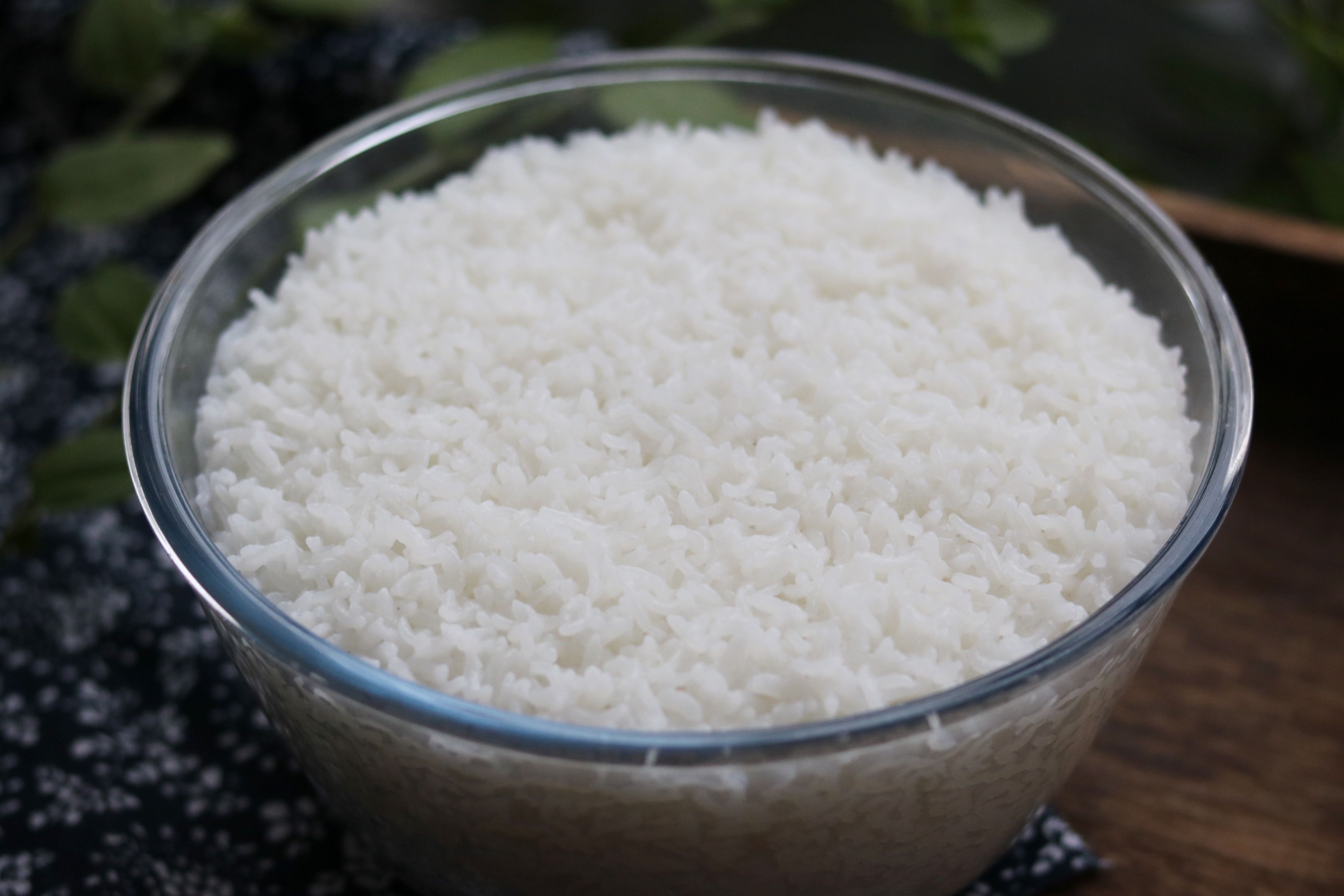 蒸大米饭米和水的比例(蒸大米饭米和水比例多少) - 业百科